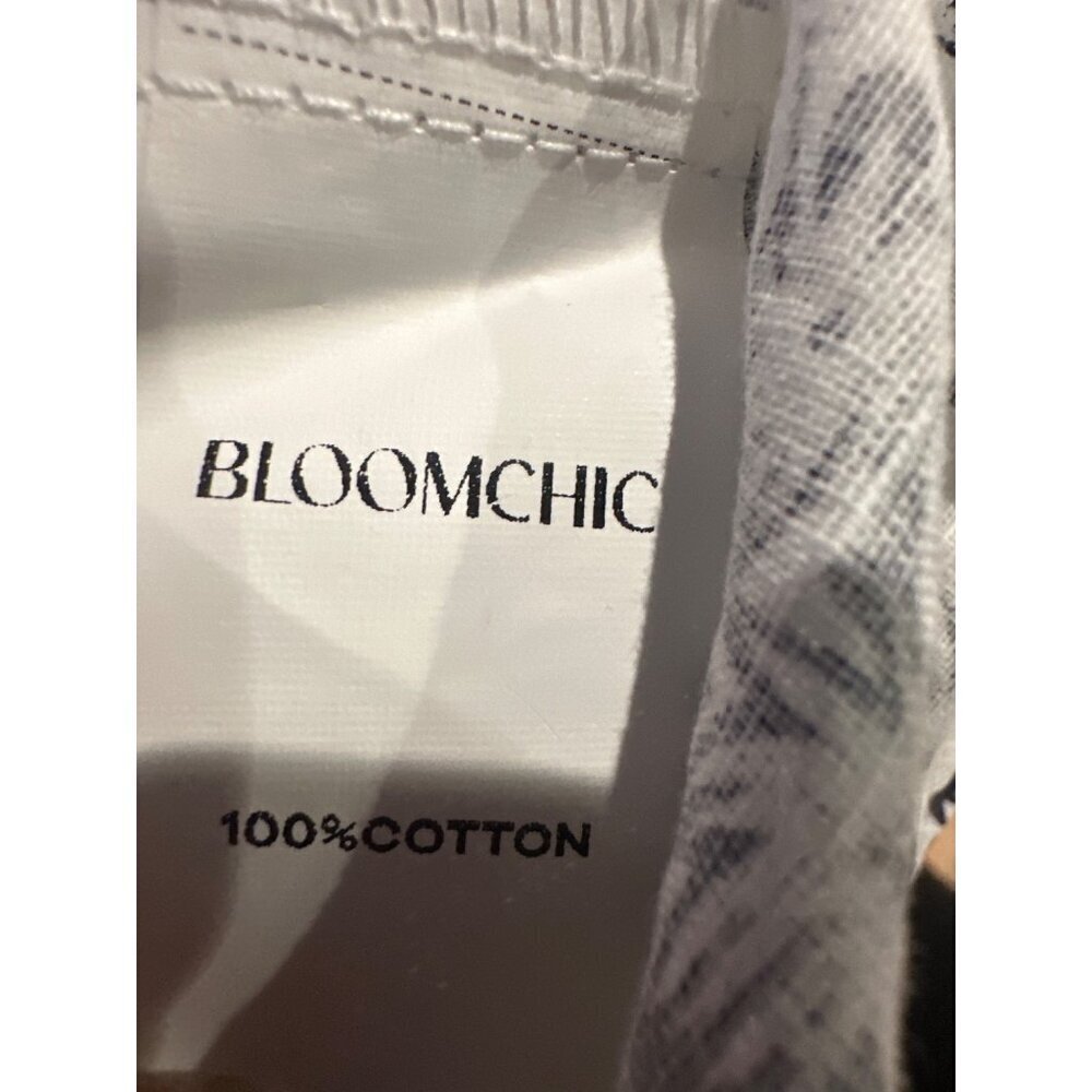 BloomChic Women’s Top Size 26 White Black Floral Cottagecore Grandmacore Boxy - Picture 9 of 9